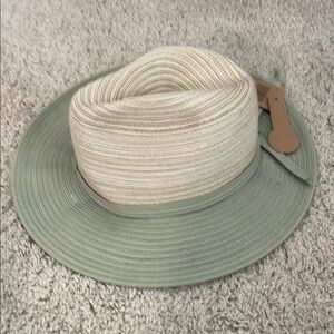 Elegant Two-Tone Women's Hat
